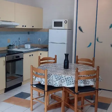 Appt 3 Pieces 42m2 + Terrasse 9m2 Ref 4044 Le Castellas