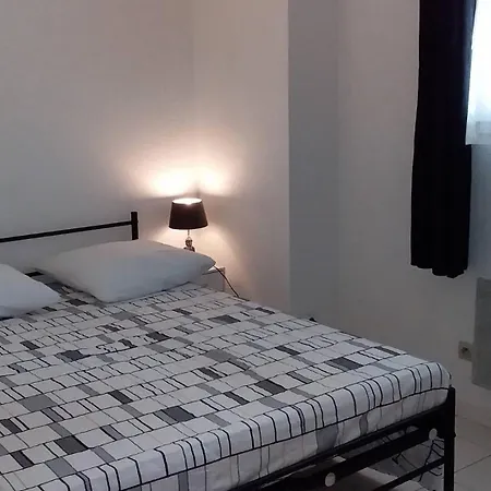 Апартаменты Appt 3 Pieces 42m2 + Terrasse 9m2 Ref 4044